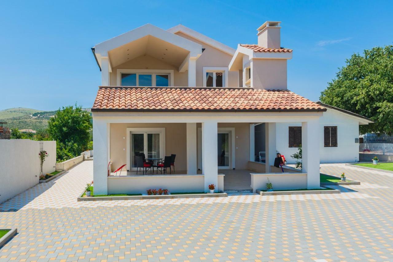Apartmani Nikola Plano 外观 照片